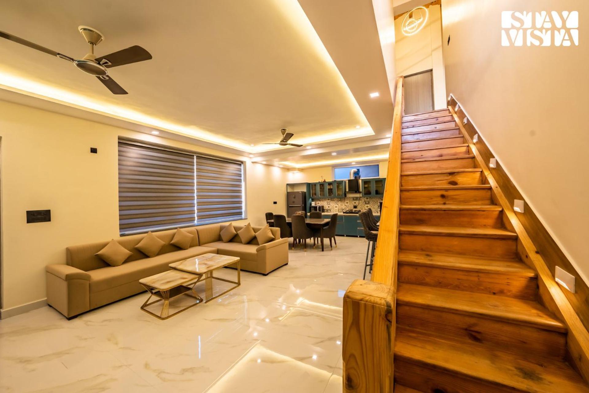 Stayvista At Sunset Springs With Pool & Views Nainital Εξωτερικό φωτογραφία