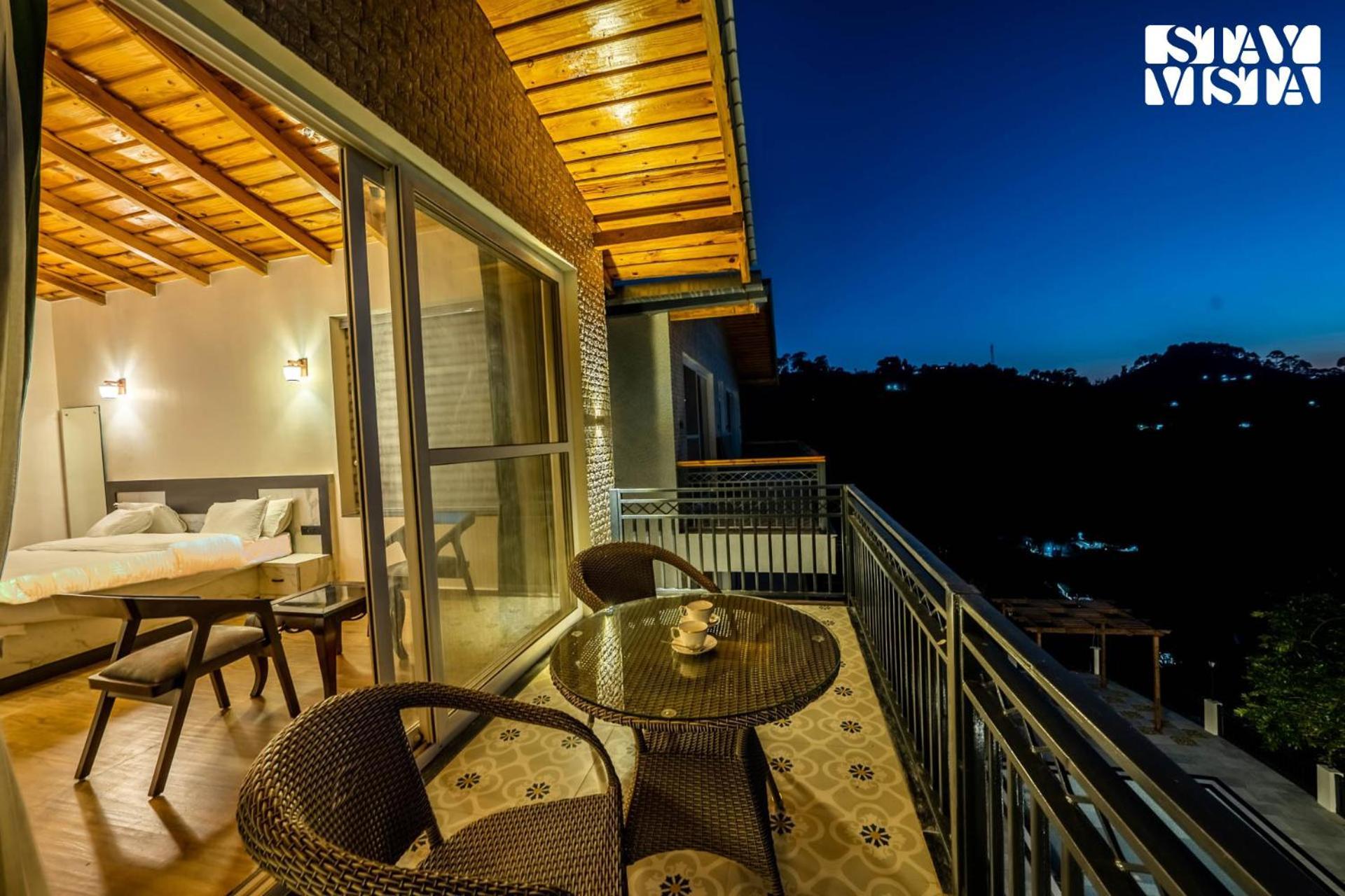 Stayvista At Sunset Springs With Pool & Views Nainital Εξωτερικό φωτογραφία